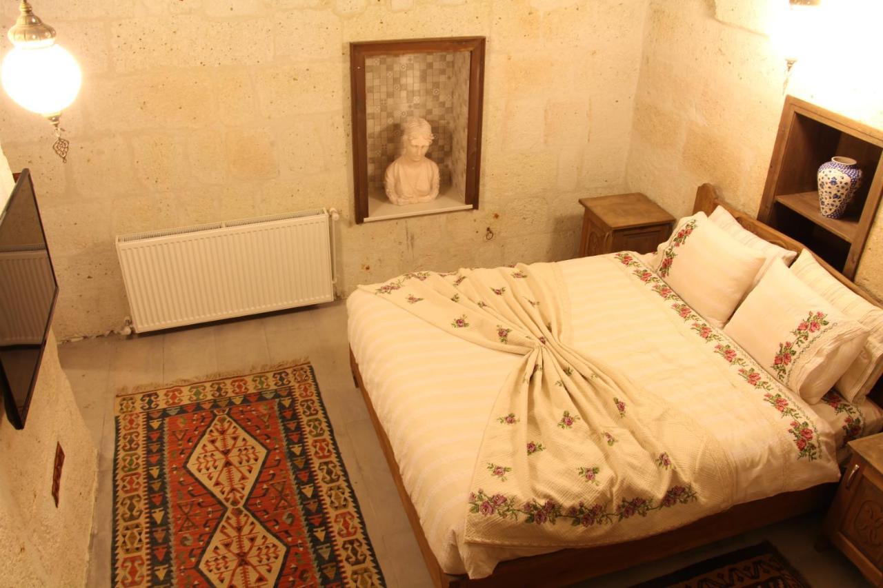 アヴァノス Bayer Stone House Bed & Breakfast エクステリア 写真