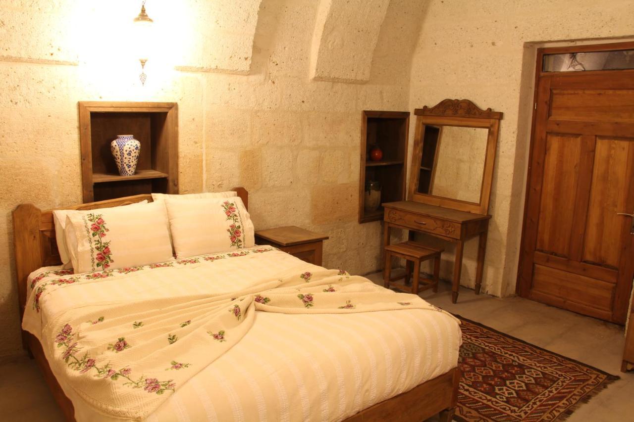アヴァノス Bayer Stone House Bed & Breakfast エクステリア 写真