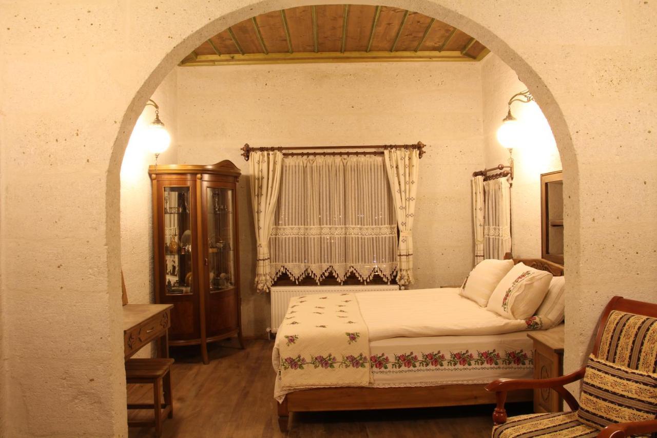 アヴァノス Bayer Stone House Bed & Breakfast エクステリア 写真