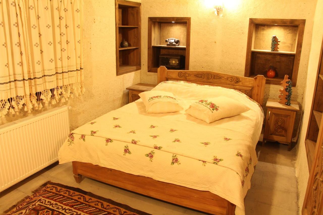 アヴァノス Bayer Stone House Bed & Breakfast エクステリア 写真